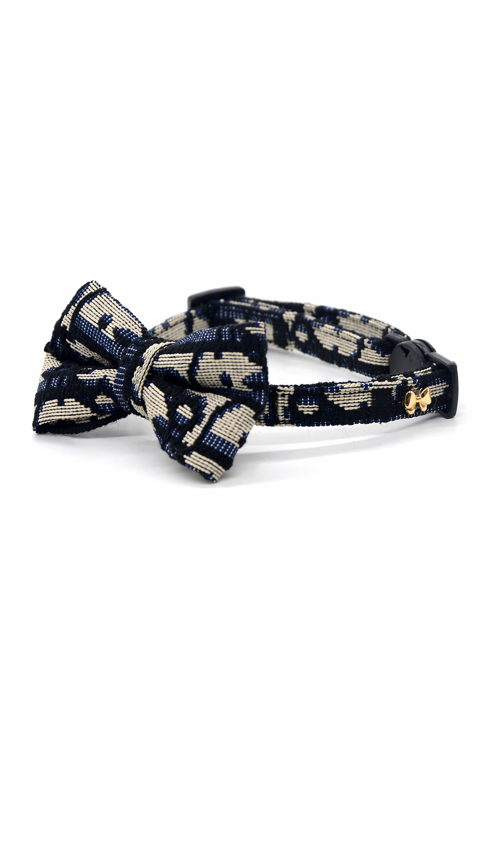 Haus of Pet Monogram Print Bow Collar & Leash Set – Luxe Designer-Inspired Dog Set